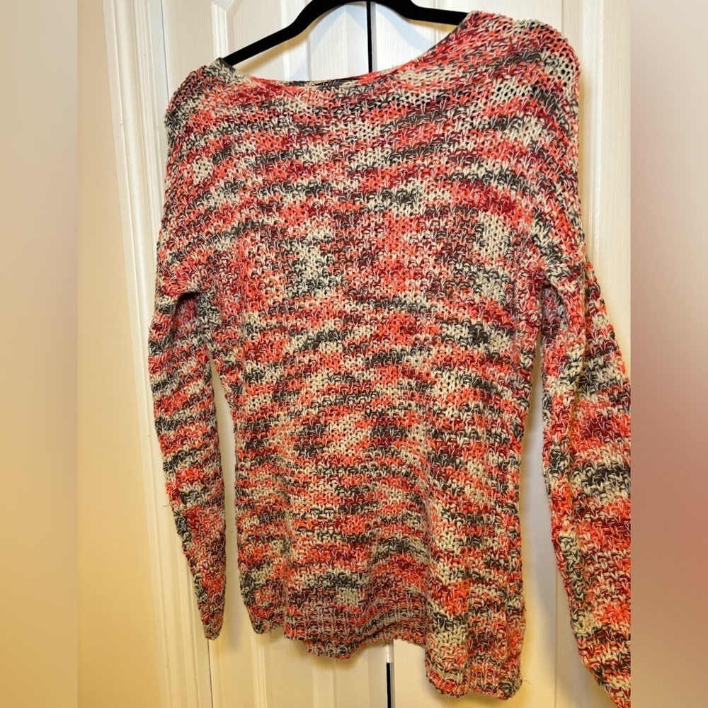 Oxygene - Red Sweater